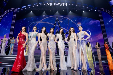 Hương Giang thanh minh trình diễn sao chấm điểm tại bán kết Miss Universe Vietnam - Ảnh 8. Hương Giang thanh minh trình diễn sao chấm điểm tại bán kết Miss Universe Vietnam - Ảnh 8.