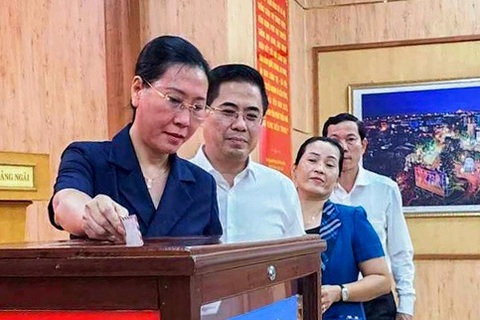 Bí thư Tỉnh ủy gửi thư kêu gọi ủng hộ bà con miền Bắc ảnh hưởng bão lũ - Ảnh 1. Bí thư Tỉnh ủy gửi thư kêu gọi ủng hộ bà con miền Bắc ảnh hưởng bão lũ - Ảnh 2.
