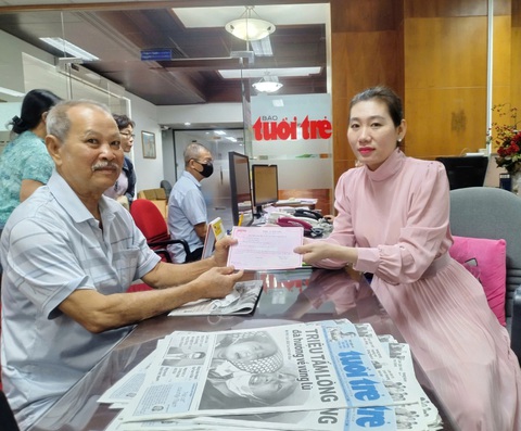 Mong bà con gắng sức vượt qua khó khăn, cả nước luôn đau đáu hướng về - Ảnh 1.