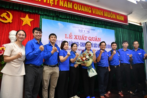Ngành y tế TP.HCM gửi 30.000 túi thuốc gia đình đến 10 tỉnh, thành miền Bắc - Ảnh 3. Ngành y tế TP.HCM gửi 30.000 túi thuốc gia đình đến 10 tỉnh, thành miền Bắc - Ảnh 2.