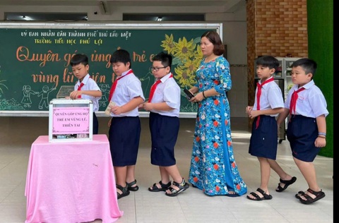 Bình Dương công bố 117 trang sao kê ủng hộ đồng bào bị bão lũ - Ảnh 1. Bình Dương công bố 117 trang sao kê ủng hộ đồng bào bị bão lũ - Ảnh 1.