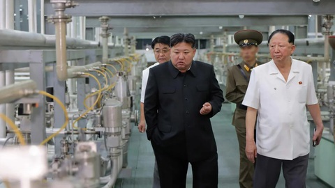 Vì sao Triều Tiên lần đầu công bố hình ảnh cơ sở làm giàu uranium? - Ảnh 4. Vì sao Triều Tiên lần đầu công bố hình ảnh cơ sở làm giàu uranium? - Ảnh 4.