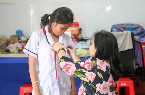 Lớn lên từ tình thương mái ấm: Gia đình thứ hai đi vào đời - Ảnh 2. Lớn lên từ tình thương mái ấm: Gia đình thứ hai đi vào đời - Ảnh 3.