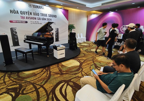 Đi trải nghiệm những dàn loa tiền tỉ tại triển lãm AV Show 2024 - Ảnh 3. Đi trải nghiệm những dàn loa tiền tỉ tại triển lãm AV Show 2024 - Ảnh 3.