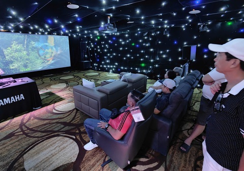 Đi trải nghiệm những dàn loa tiền tỉ tại triển lãm AV Show 2024 - Ảnh 6. Đi trải nghiệm những dàn loa tiền tỉ tại triển lãm AV Show 2024 - Ảnh 6.
