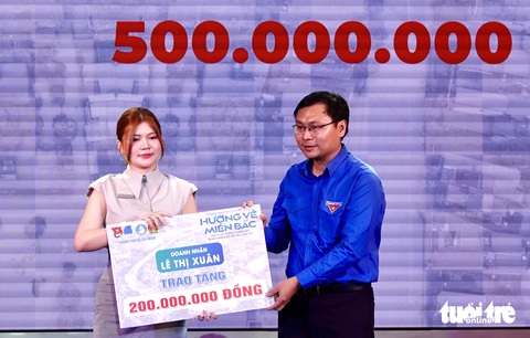 Hướng về miền Bắc góp thêm 3,5 tỉ đồng cho người dân khắc phục - Ảnh 1. Hướng về miền Bắc góp thêm 3,5 tỉ đồng hỗ trợ người dân vùng mưa lũ sau bão số 3 - Ảnh 2.