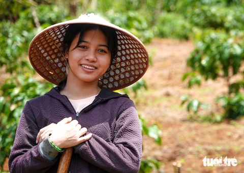 Khát khao của Ka Thẩm - Ảnh 1. Ka Thẩm chiến thắng đau đớn để trở lại giảng đường - Ảnh 1.
