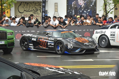 Cận cảnh dàn xe tham gia Gumball 3000: Đủ siêu xe đến siêu SUV, có cả bản giới hạn, bán tải và 2 xe VinFast- Ảnh 5. Dàn xe tham gia Gumball 3000 diễn ra tại Việt Nam đang thu hút sự chú ý giới chơi xe toàn cầu - Ảnh 4.