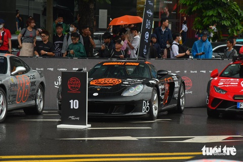 Cận cảnh dàn xe tham gia Gumball 3000: Đủ siêu xe đến siêu SUV, có cả bản giới hạn, bán tải và 2 xe VinFast- Ảnh 8. Dàn xe tham gia Gumball 3000 diễn ra tại Việt Nam đang thu hút sự chú ý giới chơi xe toàn cầu - Ảnh 6.