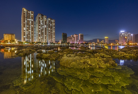 Nhiếp ảnh gia người Việt đạt giải thưởng cao nhất của Hiệp hội nhiếp ảnh Hoàng gia Thái Lan - Ảnh 1. Tay máy Nha Trang đoạt giải thưởng cao nhất từ Hiệp hội Nhiếp ảnh Hoàng gia Thái Lan - Ảnh 1.