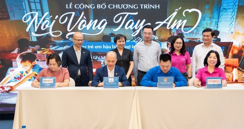 PNJ chung tay tiếp sức trẻ em quay lại trường hậu bão Yagi - Ảnh 1.