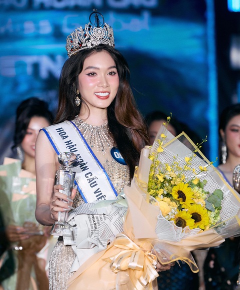 Dương Thanh Hà đăng quang Hoa hậu Hoàn cầu Việt Nam 2024 - Ảnh 2. Dương Thanh Hà đăng quang Hoa hậu Hoàn cầu Việt Nam - Ảnh 2.