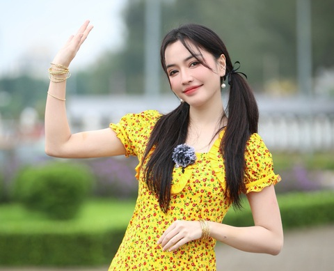 Tin tức giải trí 3-9: Lý Liên Kiệt 'tái xuất giang hồ' trong Tiêu nhân - Ảnh 7. Tin tức giải trí 3-9: Lý Liên Kiệt 'tái xuất giang hồ' trong Tiêu nhân - Ảnh 7.