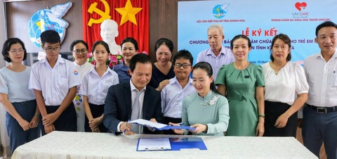Những mẹ đỡ đầu trao yêu thương cho gần 2.000 trẻ mồ côi - Ảnh 5.