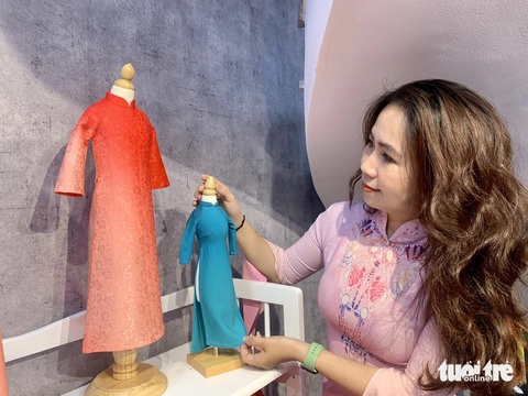 Mở workshop áo dài mini, mong áo dài sớm trở thành quốc phục - Ảnh 5. Mở workshop áo dài mini, mong áo dài sớm trở thành quốc phục - Ảnh 5.