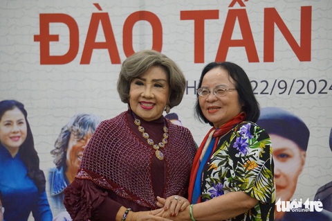 Giám đốc Sở Văn hóa - Thể thao Hải Phòng được trao giải Nhà quản lý văn hóa xuất sắc - Ảnh 2. Giám đốc Sở Văn hóa - Thể thao Hải Phòng được trao giải Nhà quản lý văn hóa xuất sắc - Ảnh 2.