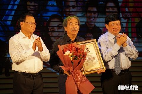 Giám đốc Sở Văn hóa - Thể thao Hải Phòng được trao giải Nhà quản lý văn hóa xuất sắc - Ảnh 8. Giám đốc Sở Văn hóa - Thể thao Hải Phòng được trao giải Nhà quản lý văn hóa xuất sắc - Ảnh 5.