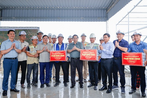 Thủ tướng 'thúc' hoàn thành vành đai 4 qua Bắc Ninh vào cuối năm 2025 - Ảnh 2. Thủ tướng 'thúc' hoàn thành vành đai 4 qua Bắc Ninh vào cuối năm 2025 - Ảnh 2.