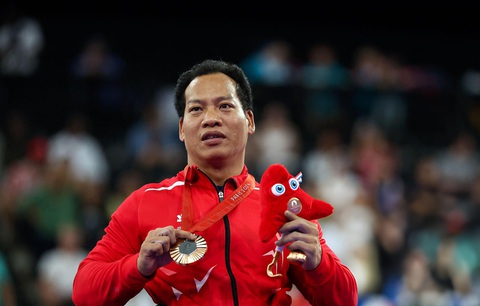 Trịnh Thu Vinh và Lê Văn Công là hai VĐV tiêu biểu toàn quốc 2024 - Ảnh 4. Trịnh Thu Vinh là VĐV xuất sắc nhất thể thao Việt Nam năm 2024 - Ảnh 2.