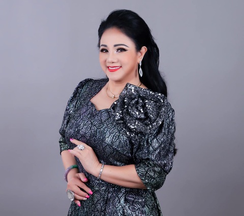 Bước sang tuổi 60, ca sĩ Ngọc Ánh vẫn đi thi Chị đẹp đạp gió - Ảnh 1. Bước sang tuổi 60, ca sĩ Ngọc Ánh vẫn đi thi Chị đẹp đạp gió - Ảnh 1.