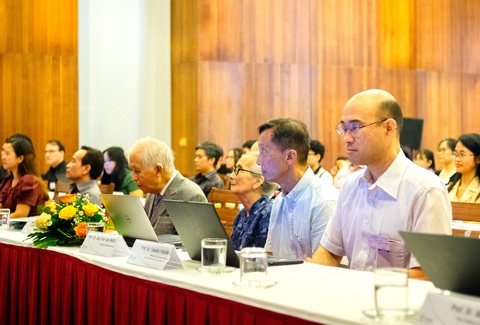 Hơn 100 nhà khoa học thế giới bàn về khoa học sự sống nano - Ảnh 1. Hơn 100 nhà khoa học thế giới bàn về khoa học sự sống nano - Ảnh 1.