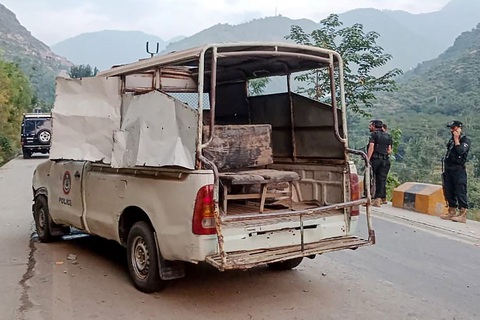 Bộ Ngoại giao lên tiếng vụ đánh bom đoàn xe có đại sứ Việt Nam tại Pakistan - Ảnh 1. Bộ Ngoại giao lên tiếng vụ đánh bom đoàn xe có đại sứ Việt Nam tại Pakistan - Ảnh 1.