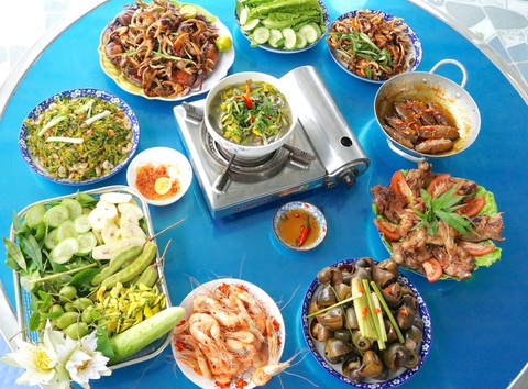 Mùa cá đồng về phố - Ảnh 5. Mùa cá đồng về phố - Ảnh 3.