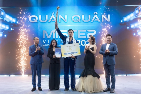 Nguyễn Mạnh Lân đăng quang Mister Vietnam 2024, dành phần thưởng ủng hộ đồng bào miền Bắc - Ảnh 9. Mister Vietnam 2024 - Ảnh 9.