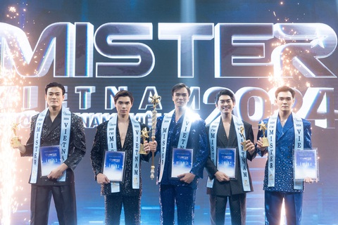 Nguyễn Mạnh Lân đăng quang Mister Vietnam 2024, dành phần thưởng ủng hộ đồng bào miền Bắc - Ảnh 8. Mister Vietnam 2024 - Ảnh 8.
