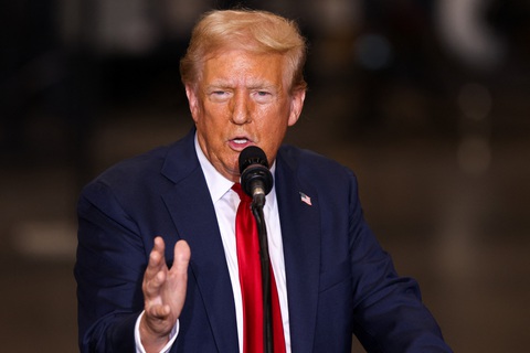 Ông Trump: Ukraine bị phá hoại hoàn toàn, không thể tái thiết - Ảnh 1. Ông Trump: Ukraine bị phá hoại hoàn toàn, không thể tái thiết - Ảnh 1.