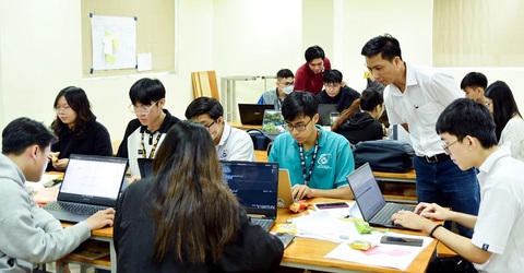 TP.HCM phát triển kinh tế công nghệ cao: Tất yếu và cấp bách - Ảnh 6. TP.HCM phát triển kinh tế công nghệ cao: Tất yếu và cấp bách - Ảnh 4.