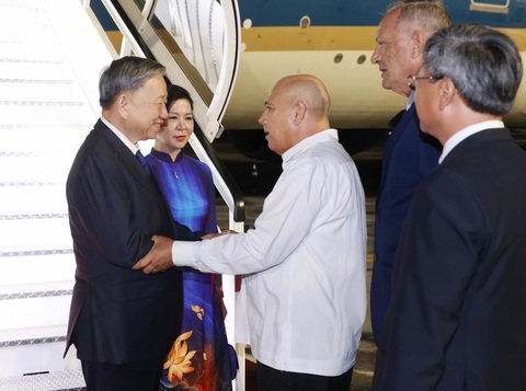Tổng Bí thư, Chủ tịch nước Tô Lâm và Phu nhân đến Cuba - Ảnh 1. Tổng Bí thư, Chủ tịch nước Tô Lâm và Phu nhân đến Cuba - Ảnh 1.