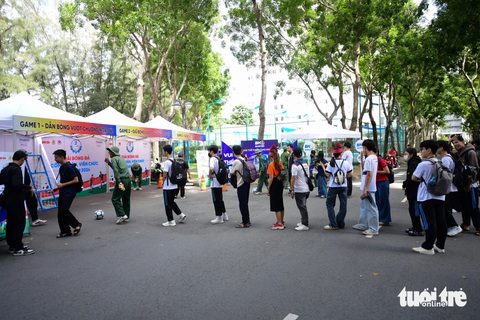 Giải bóng đá công nhân, viên chức Việt Nam năm 2024: sôi động hoạt động bên lề - Ảnh 1.