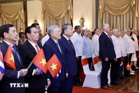 Tổng Bí thư, Chủ tịch nước Tô Lâm gặp thế hệ trẻ Cuba - Ảnh 1. Tổng Bí thư, Chủ tịch nước Tô Lâm gặp thế hệ trẻ Cuba - Ảnh 1.