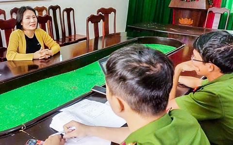 Bị khởi tố vì bán đất 9 tỉ nhưng khai 440 triệu đồng - Ảnh 1. Bị khởi tố vì bán đất 9 tỉ nhưng khai 440 triệu đồng - Ảnh 2.