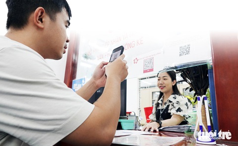 Trung tâm phục vụ hành chính công TP.HCM: Một đầu mối, dân đến cửa nào cũng được - Ảnh 1. Trung tâm phục vụ hành chính công TP.HCM: Một đầu mối, dân đến cửa nào cũng được - Ảnh 1.