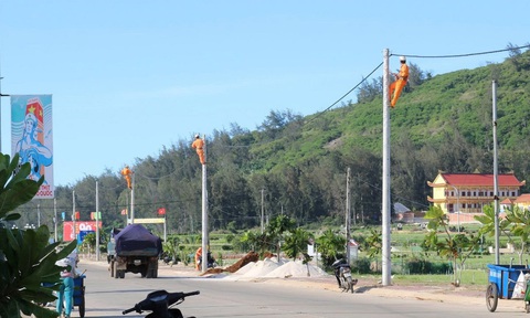 10 năm điện quốc gia vượt biển, Lý Sơn tăng tốc không ngừng - Ảnh 3.
