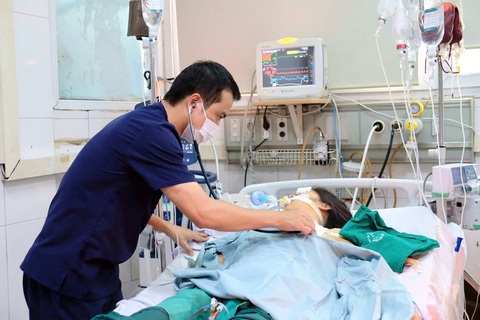 Sốc khi kháng sinh mất tác dụng - Ảnh 1. Sốc khi kháng sinh mất tác dụng - Ảnh 1.