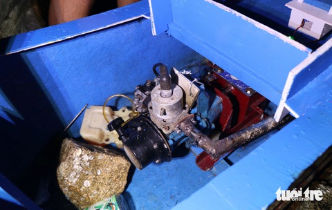 Ấn tượng với những chiếc tàu cá mini 'đạp gió rẽ sóng' - Ảnh 3.