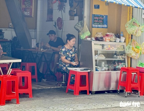 Tìm vị cơm tấm chả cua ở khu Tân Định, Quận 1 - Ảnh 2. Tìm vị cơm tấm chả cua ở khu Tân Định, Quận 1 - Ảnh 2.