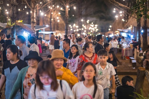 Du lịch Nha Trang, Măng Đen thắng lớn dịp lễ 2-9 - Ảnh 3. Du lịch Nha Trang, Măng Đen thắng lớn dịp lễ 2-9 - Ảnh 2.