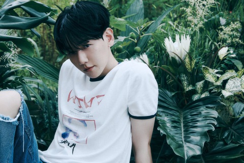 RM, Baekhyun, Tzuyu - cuộc chiến nhạc số đáng mong đợi nhất tháng 9 - Ảnh 6. RM, Baekhyun, Tzuyu - cuộc chiến nhạc số đáng mong đợi nhất tháng 9 - Ảnh 3.