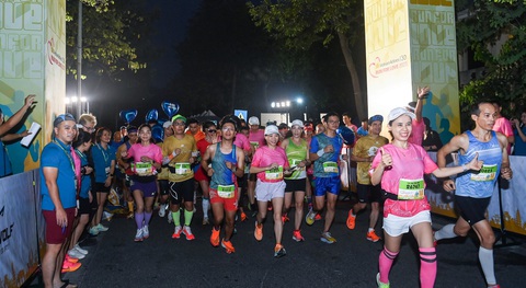 Sở hữu sớm tấm BIB Run for Love với giá chỉ từ 299.000 đồng - Ảnh 2. Sở hữu sớm tấm BIB Run for Love với giá chỉ từ 299.000 đồng - Ảnh 2.