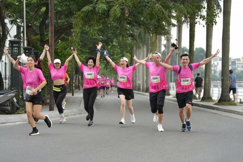 Sở hữu sớm tấm BIB Run for Love với giá chỉ từ 299.000 đồng - Ảnh 3. Sở hữu sớm tấm BIB Run for Love với giá chỉ từ 299.000 đồng - Ảnh 3.