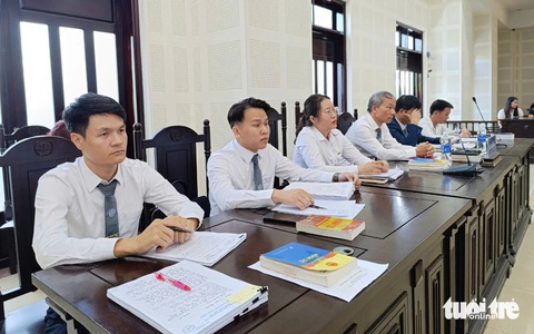 Giám đốc, nhân viên, đối tác cấu kết 'phù phép' hồ sơ đưa người xuất cảnh trái phép sang Canada - Ảnh 2.