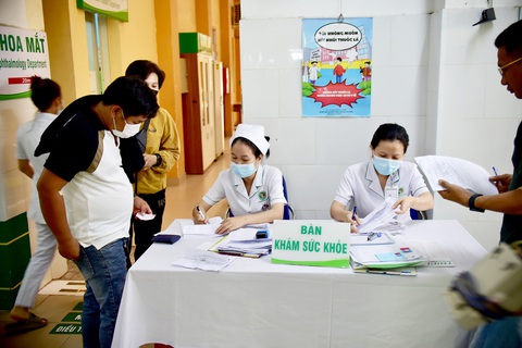 Buộc lái xe khám sức khỏe sau điều trị bệnh có khả thi? - Ảnh 2. Buộc lái xe khám sức khỏe sau điều trị bệnh có khả thi? - Ảnh 2.