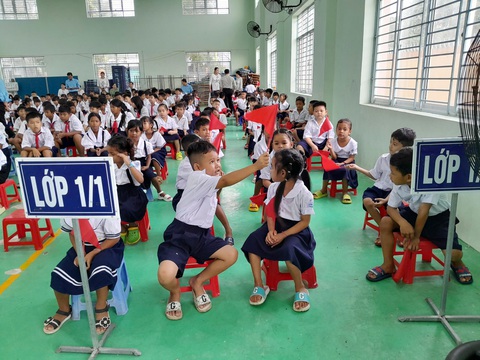 Hơn 23 triệu học sinh cả nước khai giảng năm học mới - Ảnh 7.
