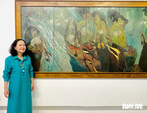 Nữ họa sĩ xứ Huế Hồ Thị Xuân Thu 'say' chuyện làng Tây Nguyên - Ảnh 1. Nữ họa sĩ xứ Huế Hồ Thị Xuân Thu 'say' chuyện làng Tây Nguyên - Ảnh 1.