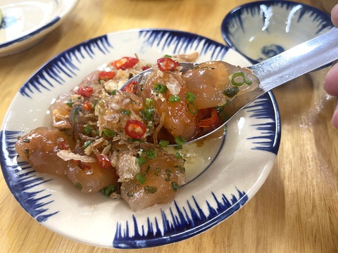 Bánh quai vạc Phan Thiết dai dai càng nhai càng ghiền - Ảnh 3. Bánh quai vạc Phan Thiết dai dai càng nhai càng ghiền - Ảnh 3.