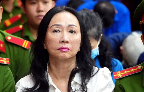 Bà Trương Mỹ Lan kháng cáo toàn bộ bản án vụ Vạn Thịnh Phát giai đoạn 2 - Ảnh 1. Bà Trương Mỹ Lan kháng cáo toàn bộ bản án vụ Vạn Thịnh Phát giai đoạn 2 - Ảnh 1.